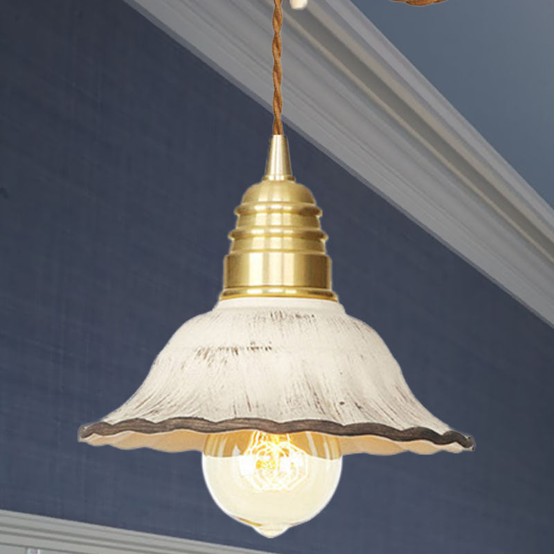 Industrial-Style Scalloped Hanging Light Kit 1 Head Ceramics Pendant Lamp Fixture in Gold Gold Clearhalo 'Art Deco Pendants' 'Cast Iron' 'Ceiling Lights' 'Ceramic' 'Crystal' 'Industrial Pendants' 'Industrial' 'Metal' 'Middle Century Pendants' 'Pendant Lights' 'Pendants' 'Tiffany' Lighting' 728558