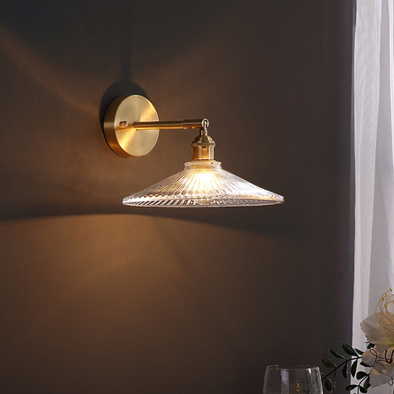 1 Head Bedside Sconce Light Fixture Simple Brass Wall Mounted Lamp with Scalloped Clear Glass Shade Brass B Clearhalo 'Cast Iron' 'Glass' 'Industrial' 'Modern wall lights' 'Modern' 'Tiffany' 'Traditional wall lights' 'Wall Lamps & Sconces' 'Wall Lights' Lighting' 735254