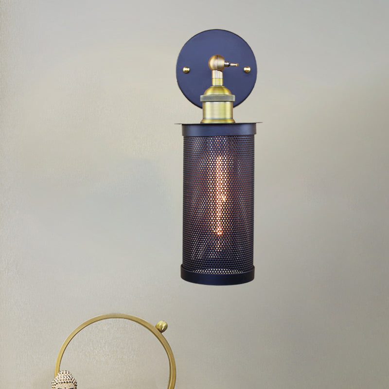 Cylindrical Mesh Metal Shade Wall Lighting Farmhouse 1 Light Corridor Wall Sconce Lamp in Black/Brass Clearhalo 'Art deco wall lights' 'Cast Iron' 'Glass' 'Industrial wall lights' 'Industrial' 'Middle century wall lights' 'Modern' 'Rustic wall lights' 'Tiffany' 'Traditional wall lights' 'Wall Lamps & Sconces' 'Wall Lights' Lighting' 773307