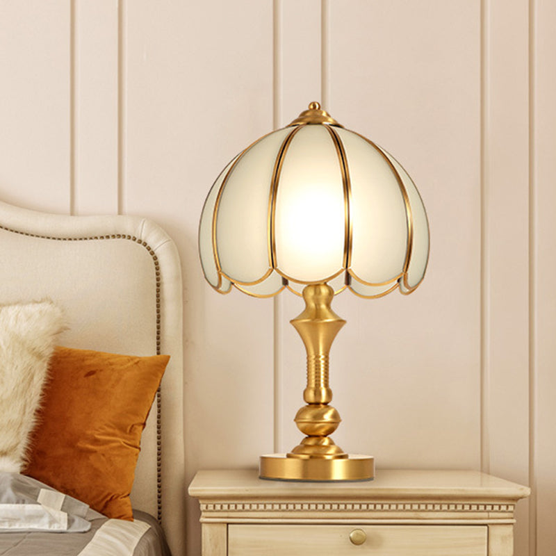 1 Light Night Table Lamp Traditional Bedroom Night Light with Scalloped Dome White Glass Shade in Brass Clearhalo 'Lamps' 'Table Lamps' Lighting' 782099