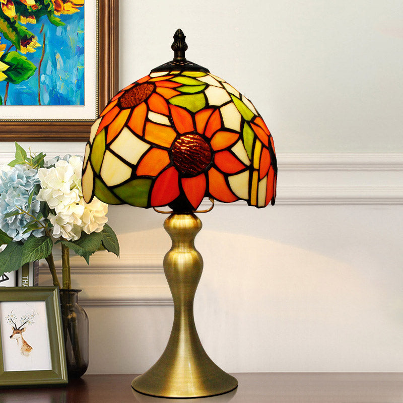 Sunflower Pattern Dome Shade Night Lamp 1 Head Stained Glass Tiffany Table Light with Brushed Brass Flared Base Clearhalo 'Lamps' 'Table Lamps' Lighting' 890007