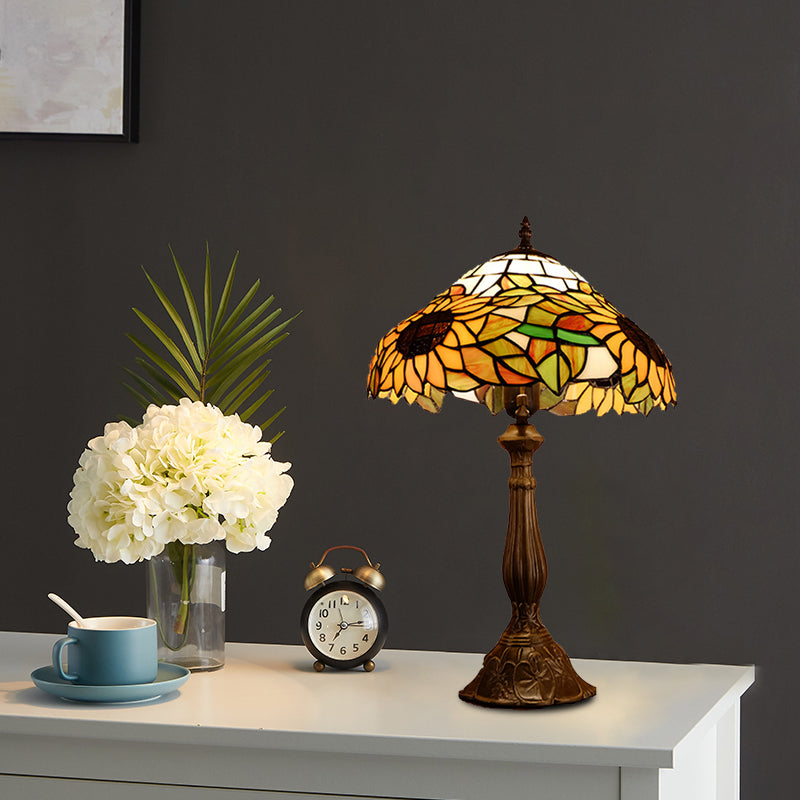 Baroque Bowl Shade Table Light 1-Bulb Hand Cut Glass Sunflower Patterned Nightstand Lighting in Yellow/Orange Clearhalo 'Lamps' 'Table Lamps' Lighting' 894309
