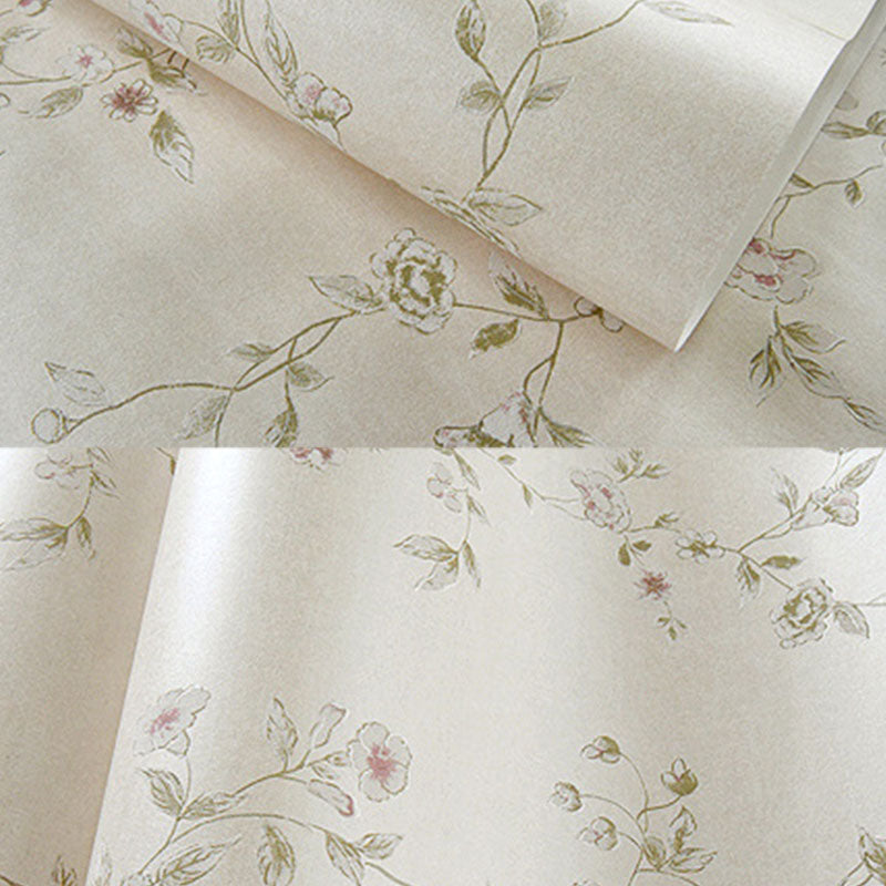 Non-Woven Wallpaper Roll with Entwined Vine and Flower Design, Neutral Color, 20.5