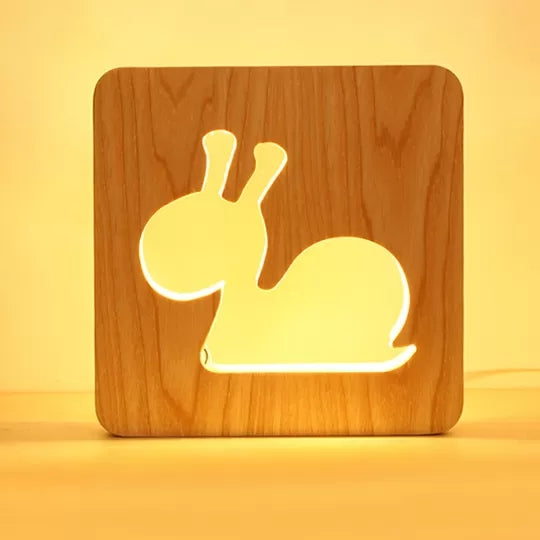 Simple Style Snail Desk Light Wood Beige Small Desk Lamp for Kid Bedroom Dormitory Wood Clearhalo 'Lamps' 'Table Lamps' Lighting' 93063