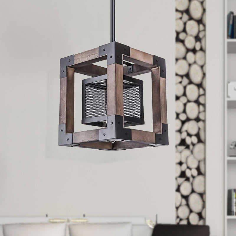 Brown Wire Mesh Pendant Light Industrial Metal One Bulb Living Room Hanging Lamp with Square Shade Clearhalo 'Art Deco Pendants' 'Cast Iron' 'Ceiling Lights' 'Ceramic' 'Crystal' 'Industrial Pendants' 'Industrial' 'Metal' 'Middle Century Pendants' 'Pendant Lights' 'Pendants' 'Tiffany' Lighting' 962274