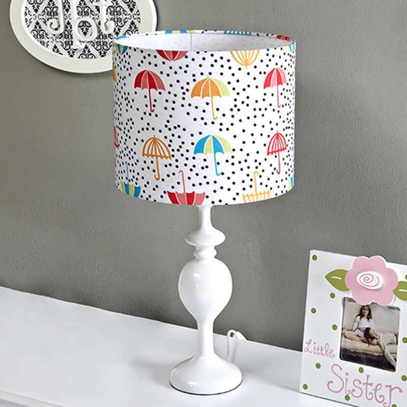 Resin Drum Desk Light Contemporary 1 Bulb White Nightstand Lamp with Fabric Shade Clearhalo 'Lamps' 'Table Lamps' Lighting' 966262