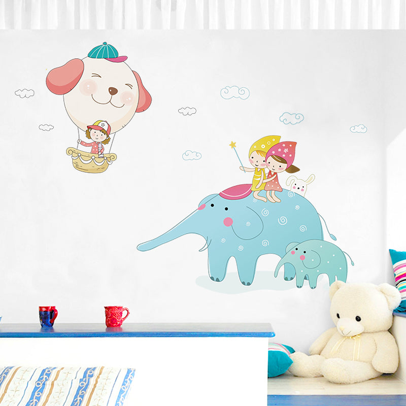 Cartoon Elephant Wall Mural Decal for Kid, Personalized Size Wall Art in Blue and White White-Blue Clearhalo 'Wall Decor' 'Wall Mural' 977169