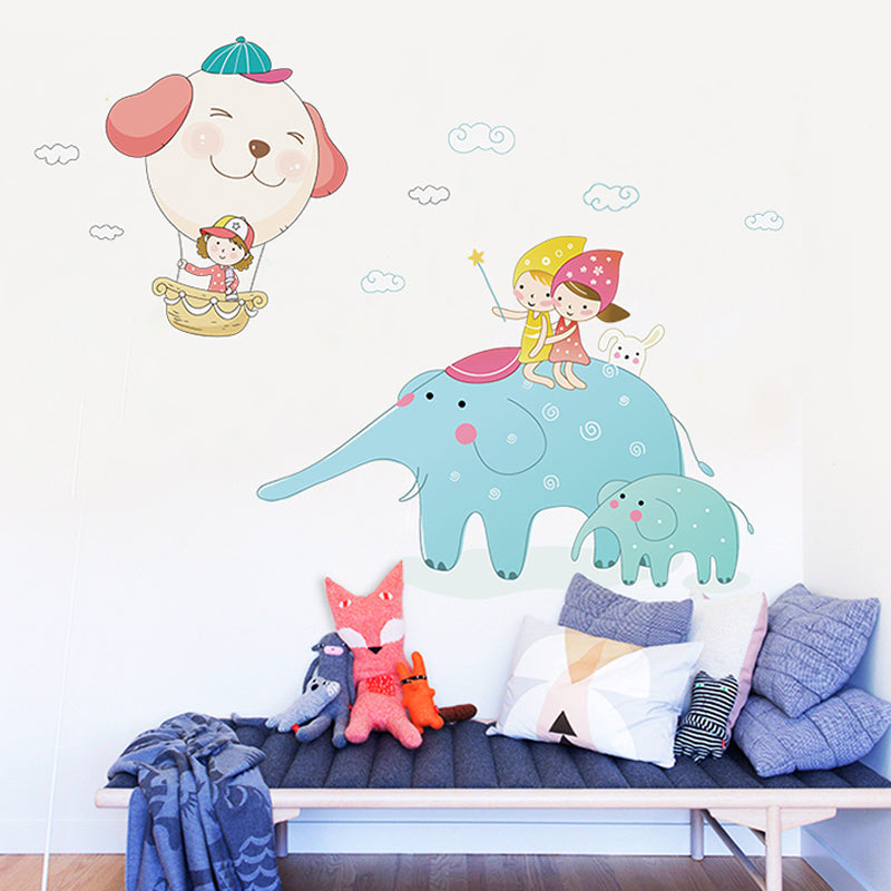 Cartoon Elephant Wall Mural Decal for Kid, Personalized Size Wall Art in Blue and White Clearhalo 'Wall Decor' 'Wall Mural' 977170